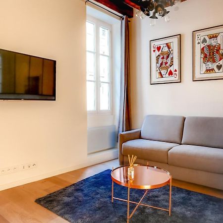 Apartament Guestready - Stylish Flat In The Heart Of Paryż Zewnętrze zdjęcie